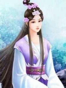 女儿为熟睡爸爸盖上小被子